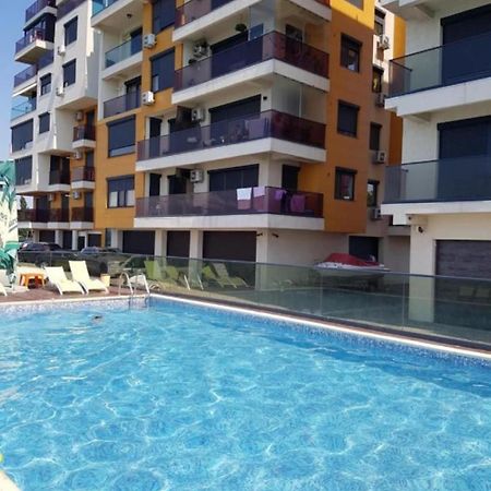 Sophia Lake View Suite Mamaia Exterior foto